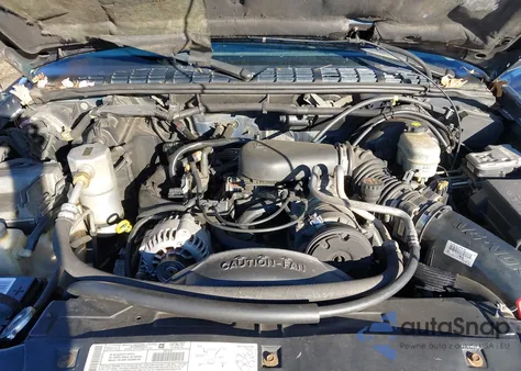 2003 Chevrolet S-10 Ls z USA, uszkodzony, nr VIN 1GCDT19X738152927